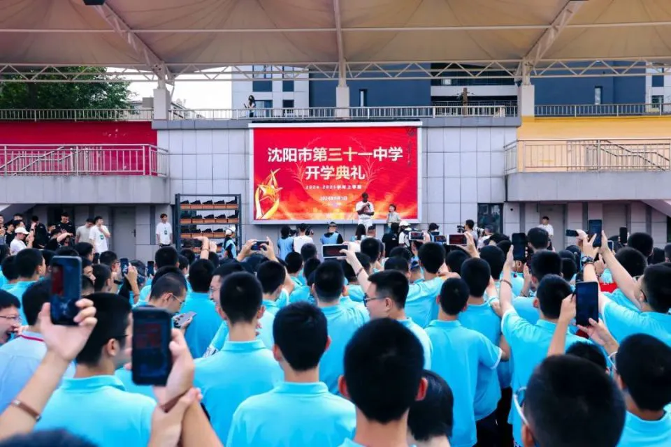 刻苦训练篮球时如何避免受伤的建议_1